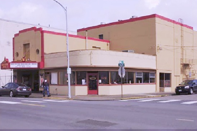 Kelso Theater Pub